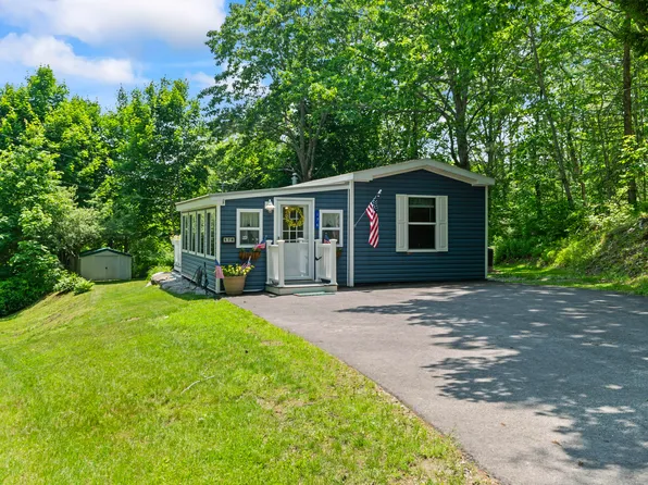 176 Pine Street, Waldoboro, ME 04572