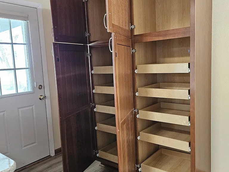 W330N9225 W Shore Dr — Photo 13