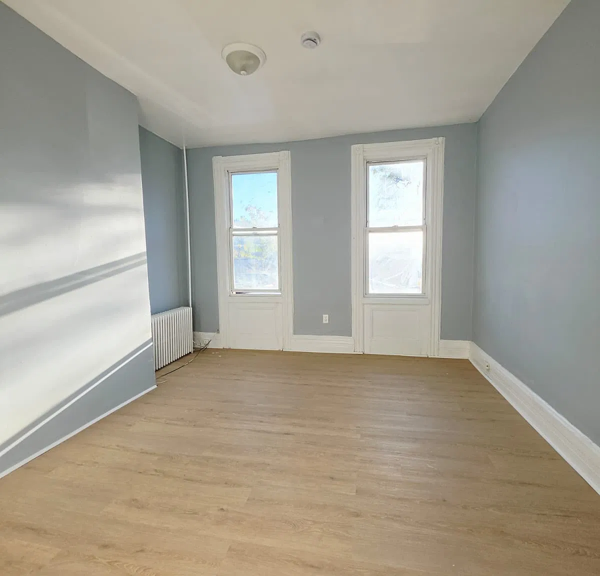 2 bed, 800 sqft, $2,050 — Photo 2