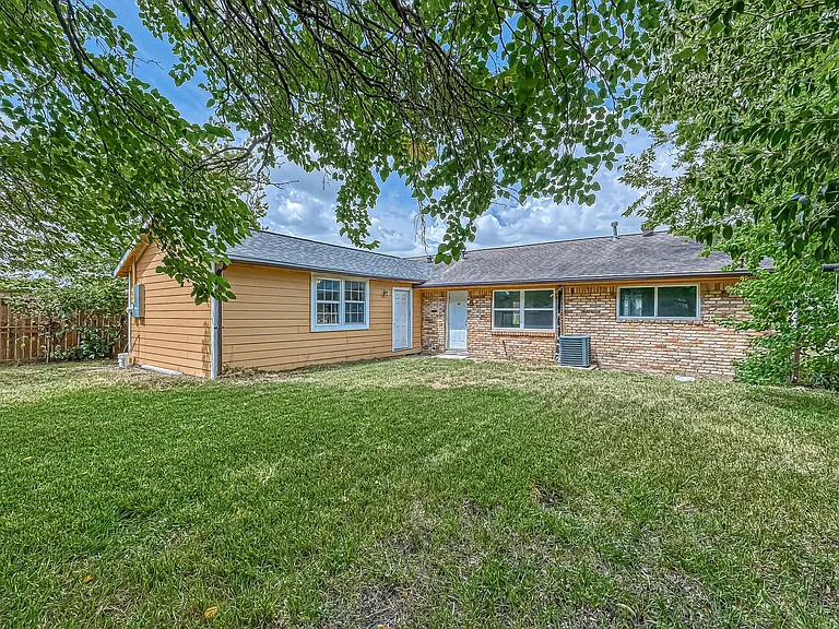 5606 Elm Springs Dr — Photo 20