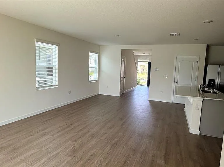 2046 Walnut Creek Dr — Photo 14