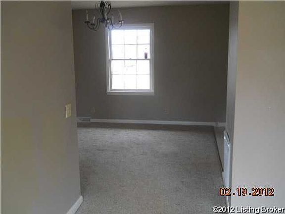 4th image of 811 New Circle Dr