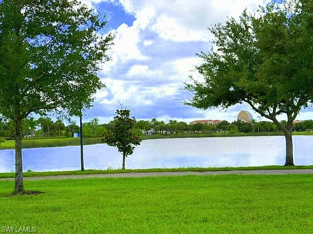 4560 Battlecreek Way — Photo 3