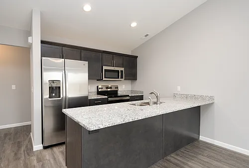Somerset Townhomes and Villas Photo 1 Somerset Townhomes and Villas Photo 1