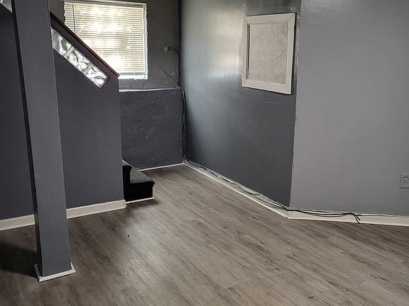 Front entry, Livingroom