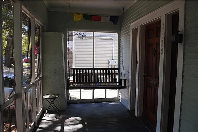 2 bed, 1.5 bath, 1625 sqft, $2,000 — Photo 2