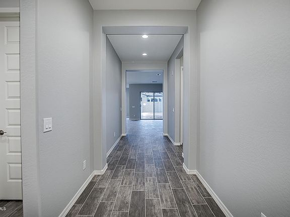5th image of 4281 S Notting Hill Dr