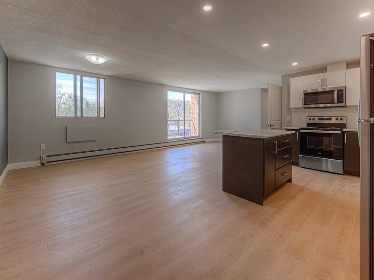258 West St #1 — Photo 3