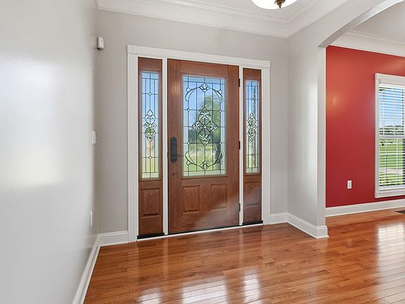 2nd image of 50 Meadow Ridge Ln