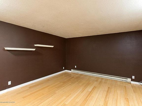5th image of 750 Powderhorn Ln APT M-3