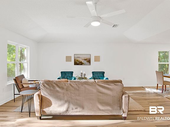 4th image of 105 Mellattau Cir