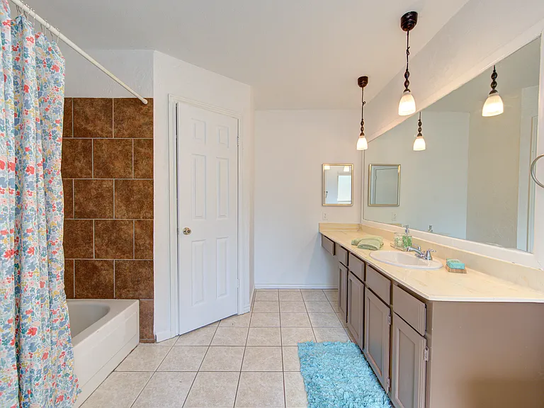 9126 Benwick Dr — Photo 40