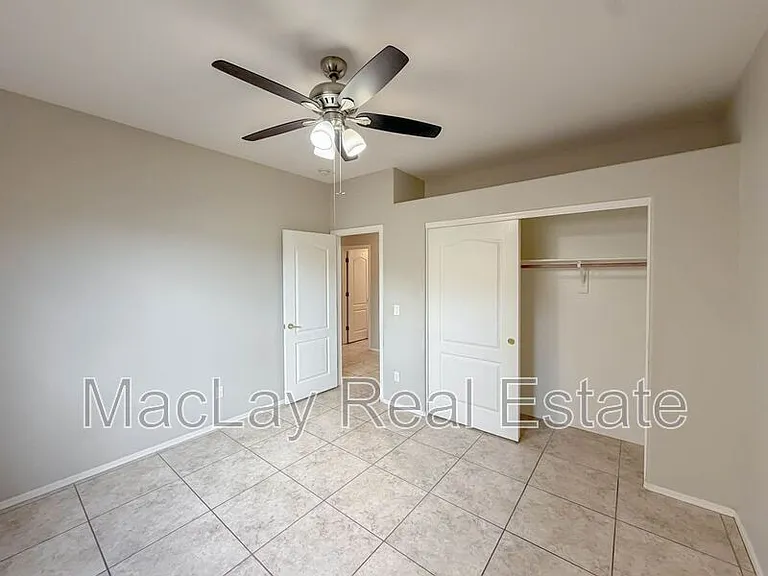 203 W Cedar Dr — Photo 16