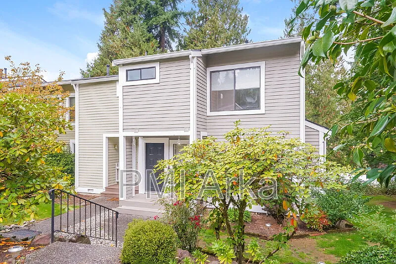 11818 NE 105th Ct