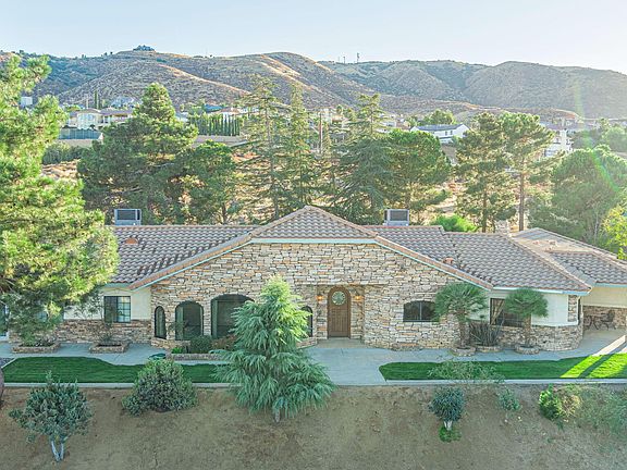 2nd image of 36546 El Camino Dr
