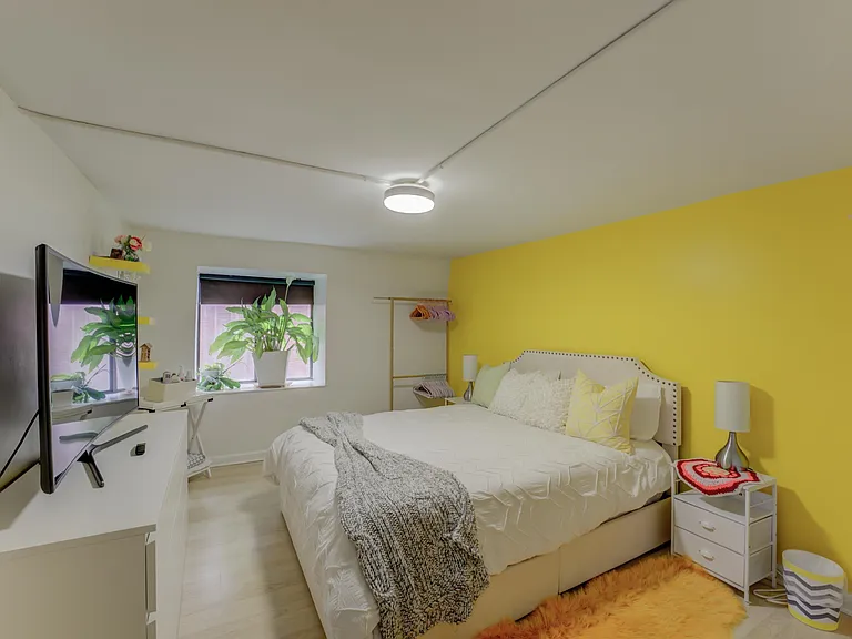 107 S Front St #32 — Photo 16