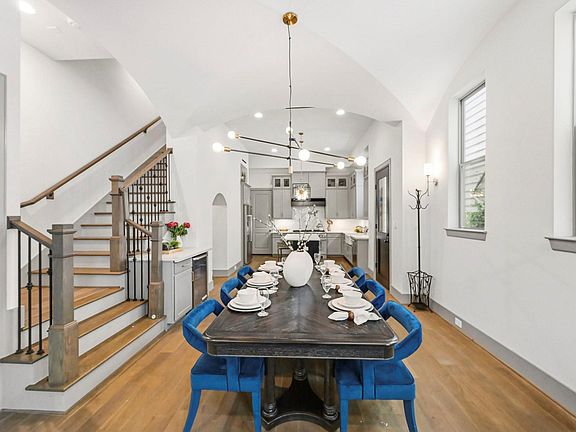 4th image of 523 W 25th St
