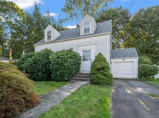 102 Scott Ave, Watertown, CT 06795