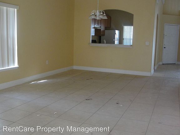 3rd image of 1378 Ivy Meadow Dr