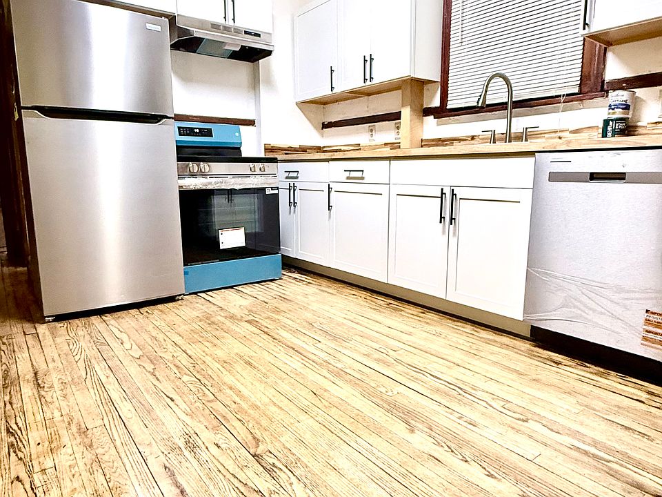 1st image of 6 Fairview Ave #1