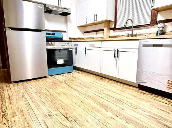 6 Fairview Ave #1, Hudson, NY 12534