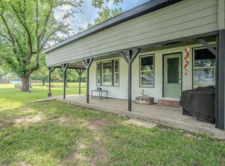 203 E Sycamore St, Weir, KS 66781