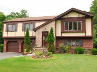 21 Heritage Ln, Whippany, NJ 07981