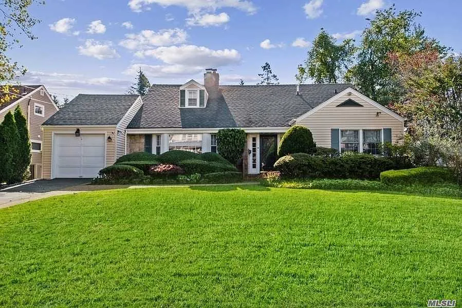 125 Palmyra Ave photo 1