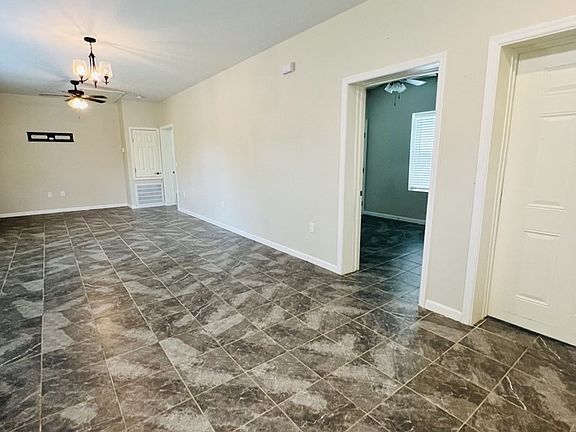 3rd image of 820 Ruby Allen St