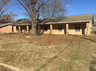 1813 Shenandoah Ct N, Longview, TX 75605