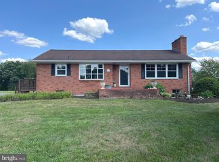 802 Airport Rd, Martinsburg, WV 25405