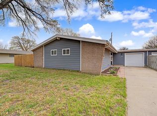 146 Taft Ct, Salina, KS 67401
