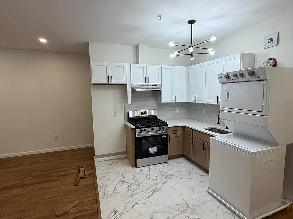 161 Prospect St #21