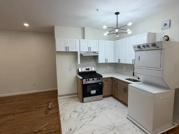 161 Prospect St, East Orange, NJ