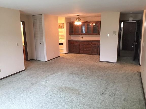 3rd image of 151 N University Dr #108
