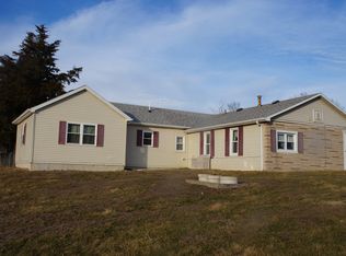 1385 N 1003rd Ln, Quincy, IL 62305
