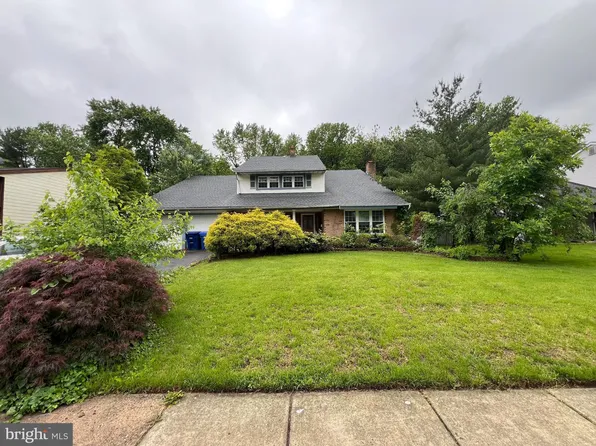 71 Carlton Ave, Marlton, NJ 08053