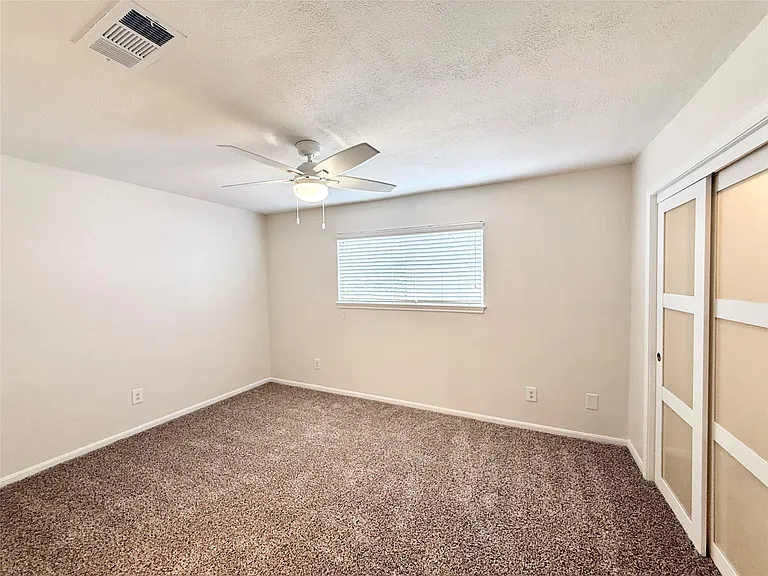 1499 Springrock Ln — Photo 11