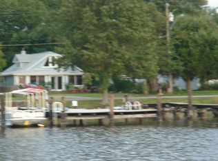 5009 W Chalk Point Rd, West River, MD 20778