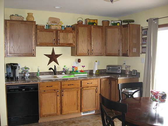 5th image of 620 N 6th St