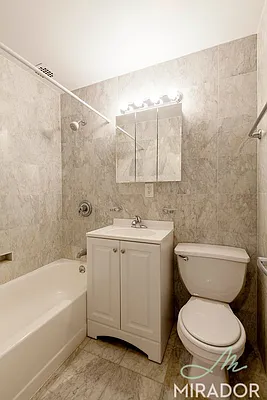 Rented by Mirador Real Estate | media 18