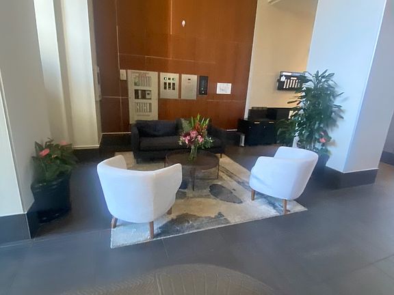 3rd image of 1400 S Michigan Ave APT 1505