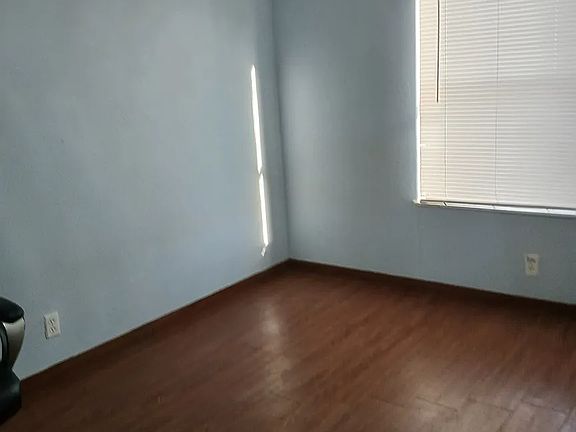 2nd image of 1140 Madrid St