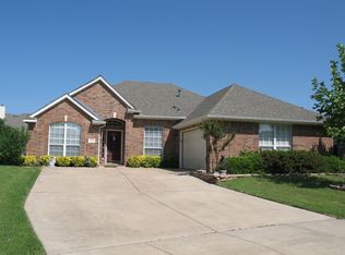 2947 Masters Ct N, Burleson, TX 76028