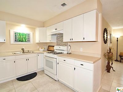 5th image of 1107 Barbara Dr