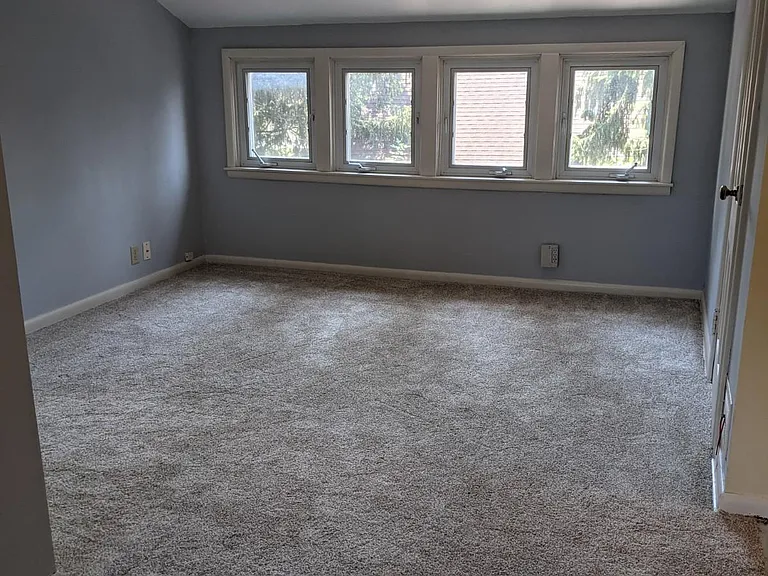 1906 E Mifflin St #2 — Photo 9