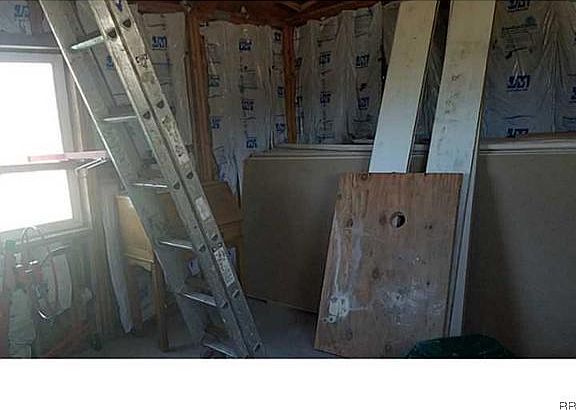 4th image of 45446 7th St #Out
