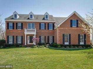 42527 Longacre Dr, Chantilly, VA 20152