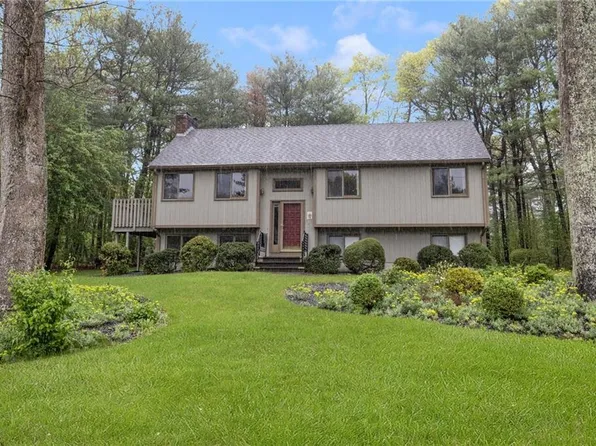 20 Longmeadow Rd, Norfolk, MA 02056