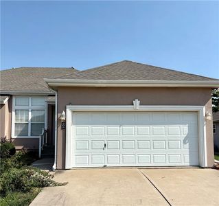 208 SW Chartwell Dr, Lees Summit, MO, 64082